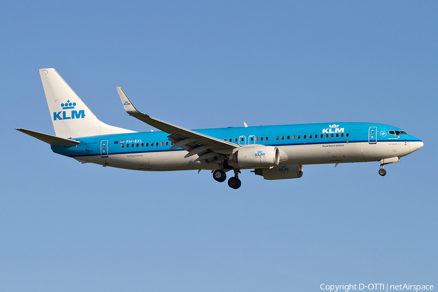 KLM - Royal Dutch Airlines Boeing 737-8K2 (PH-BXL) | Photo 366183