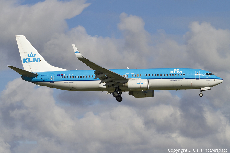 KLM - Royal Dutch Airlines Boeing 737-8K2 (PH-BXM) | Photo 313090