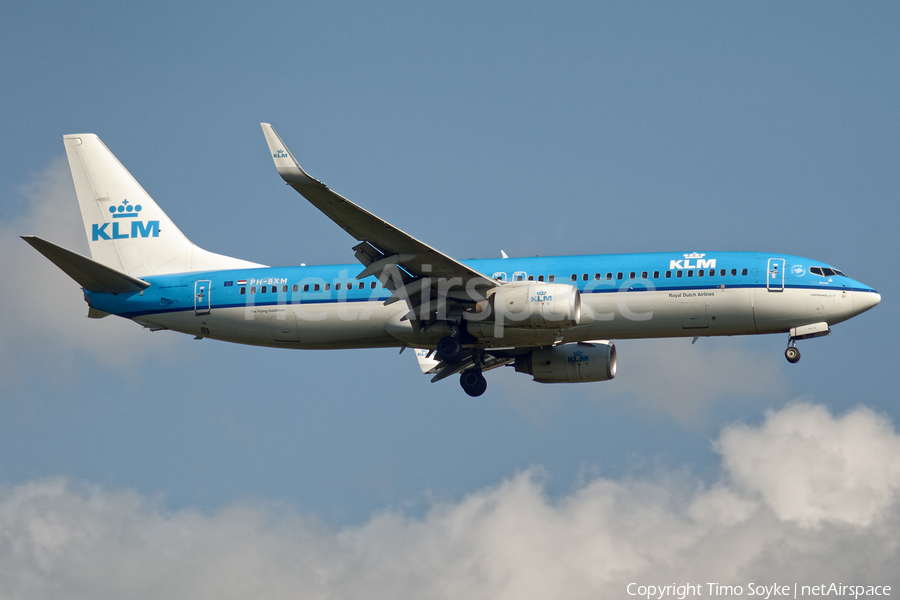 KLM - Royal Dutch Airlines Boeing 737-8K2 (PH-BXM) | Photo 345436