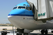 KLM - Royal Dutch Airlines Boeing 737-8K2 (PH-BXM) at  Lisbon - Portela, Portugal