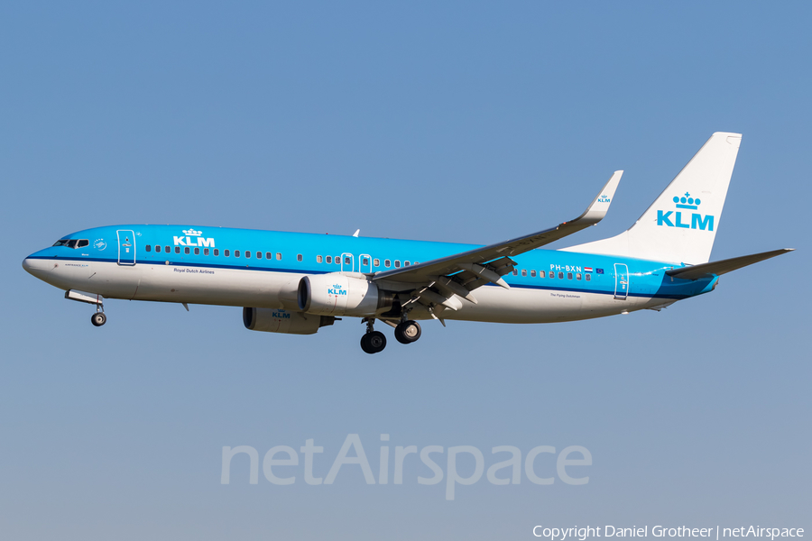 KLM - Royal Dutch Airlines Boeing 737-823 (PH-BXN) | Photo 156876