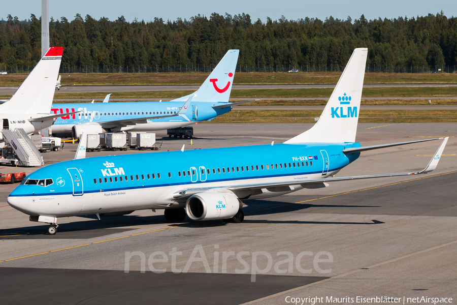 KLM - Royal Dutch Airlines Boeing 737-823 (PH-BXN) | Photo 90437