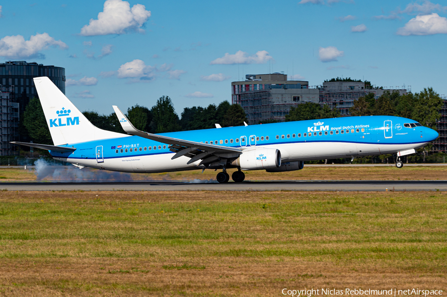KLM - Royal Dutch Airlines Boeing 737-9K2 (PH-BXT) | Photo 524312