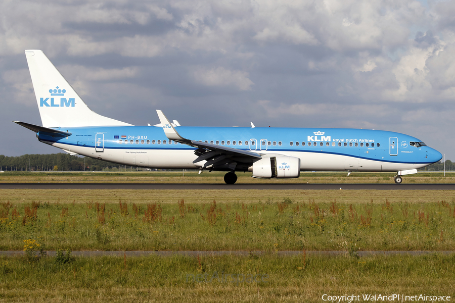 KLM - Royal Dutch Airlines Boeing 737-8BK (PH-BXU) | Photo 522891