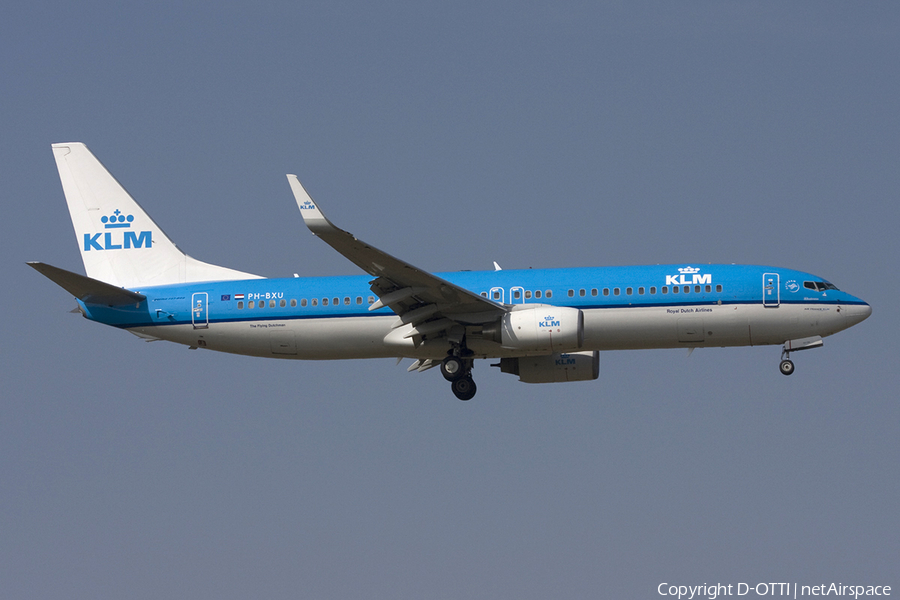 KLM - Royal Dutch Airlines Boeing 737-8BK (PH-BXU) | Photo 272771