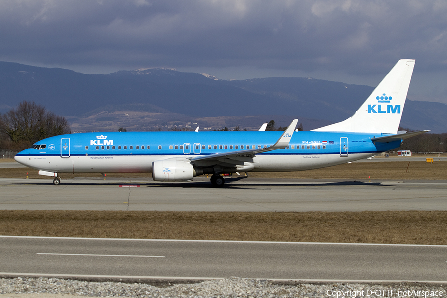 KLM - Royal Dutch Airlines Boeing 737-8BK (PH-BXU) | Photo 376800