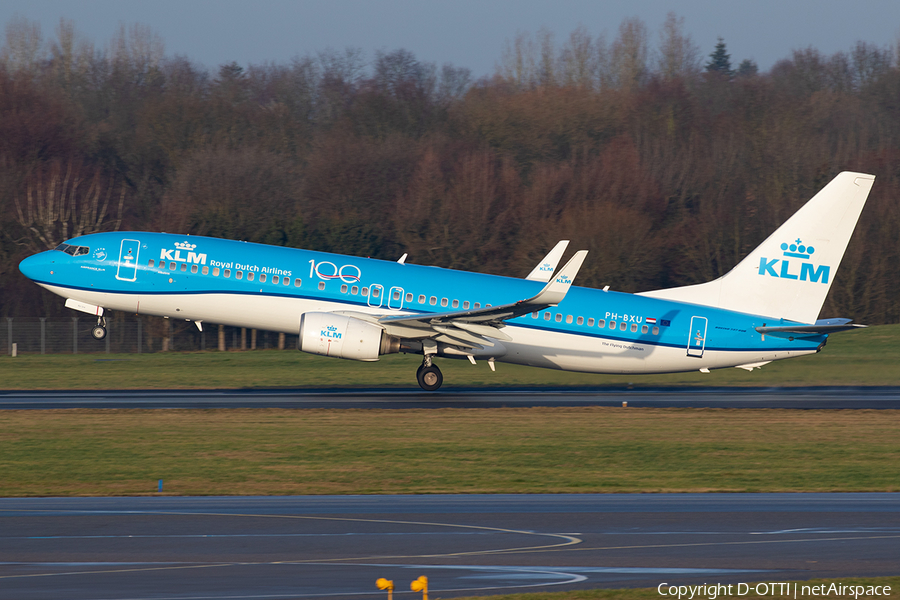 KLM - Royal Dutch Airlines Boeing 737-8BK (PH-BXU) | Photo 363517