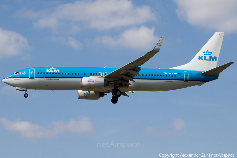 KLM - Royal Dutch Airlines Boeing 737-8K2 (PH-BXV) | Photo 522423