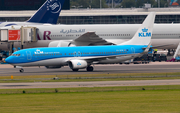 KLM - Royal Dutch Airlines Boeing 737-8K2 (PH-BXW) at  Amsterdam - Schiphol, Netherlands