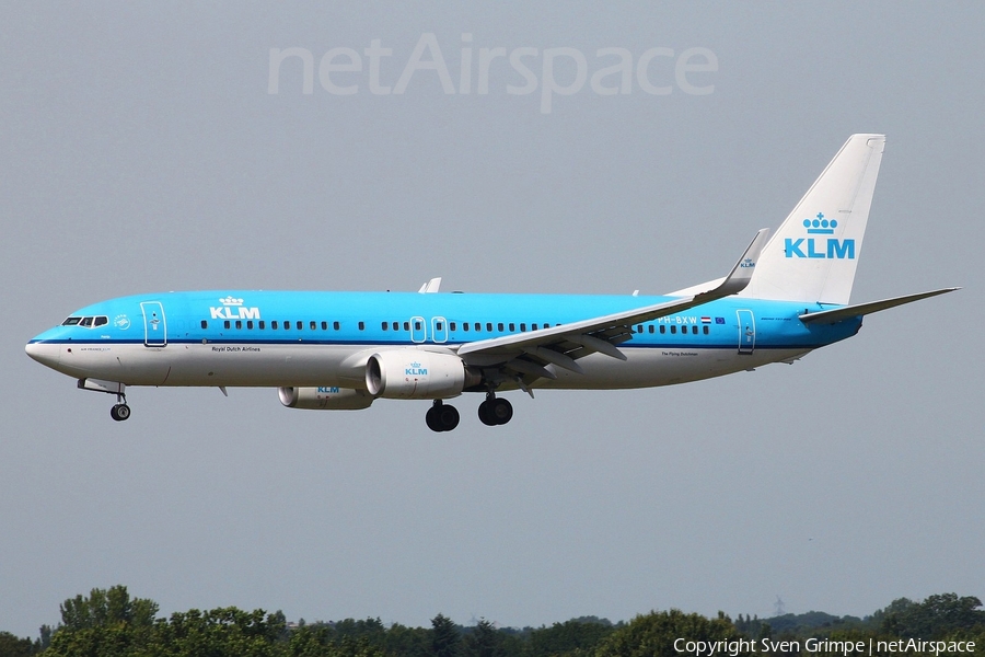 KLM - Royal Dutch Airlines Boeing 737-8K2 (PH-BXW) | Photo 21265