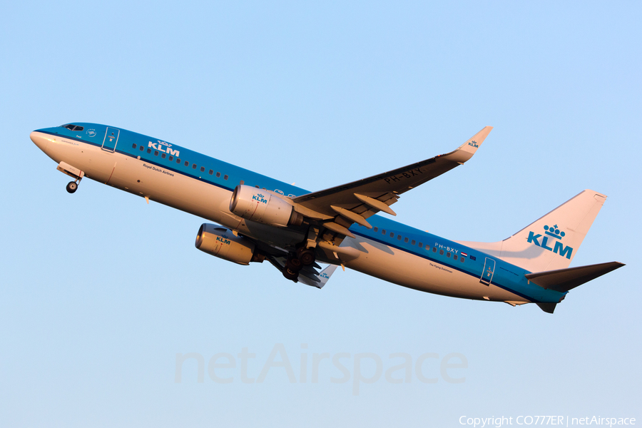 KLM - Royal Dutch Airlines Boeing 737-8K2 (PH-BXY) | Photo 66244