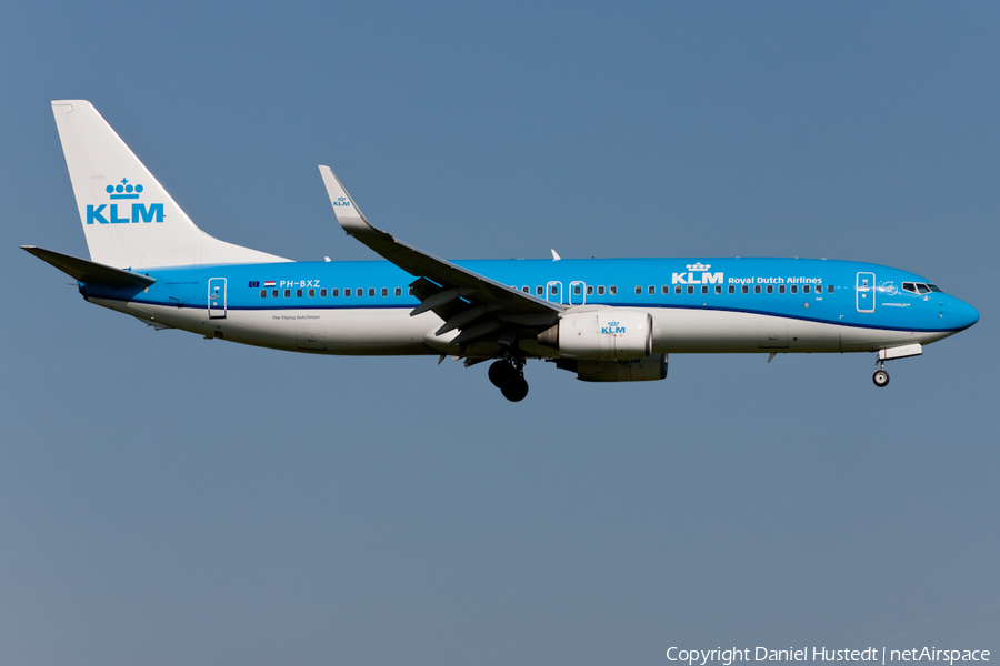 KLM - Royal Dutch Airlines Boeing 737-8K2 (PH-BXZ) | Photo 453264