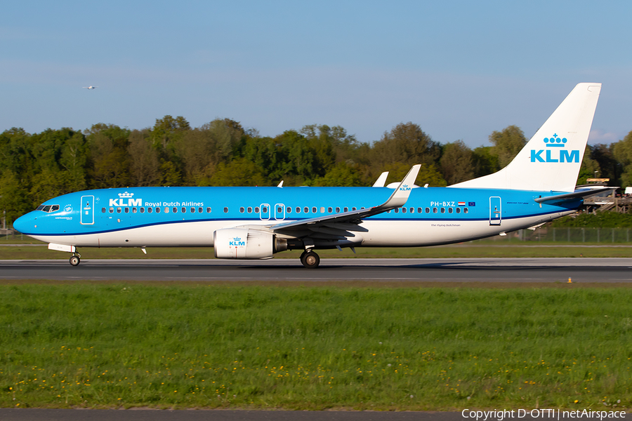 KLM - Royal Dutch Airlines Boeing 737-8K2 (PH-BXZ) | Photo 678429