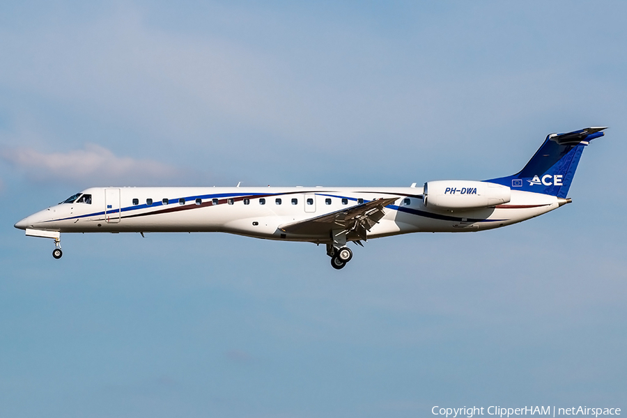 JetNetherlands Embraer ERJ-145LR (PH-DWA) | Photo 389719