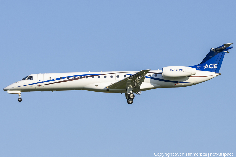 JetNetherlands Embraer ERJ-145LR (PH-DWA) | Photo 678930
