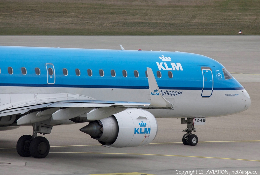 KLM Cityhopper Embraer ERJ-190STD (ERJ-190-100STD) (PH-EXC) | Photo 103791