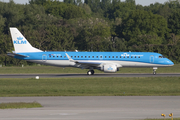 KLM Cityhopper Embraer ERJ-190STD (ERJ-190-100STD) (PH-EXD) at  Hamburg - Fuhlsbuettel (Helmut Schmidt), Germany