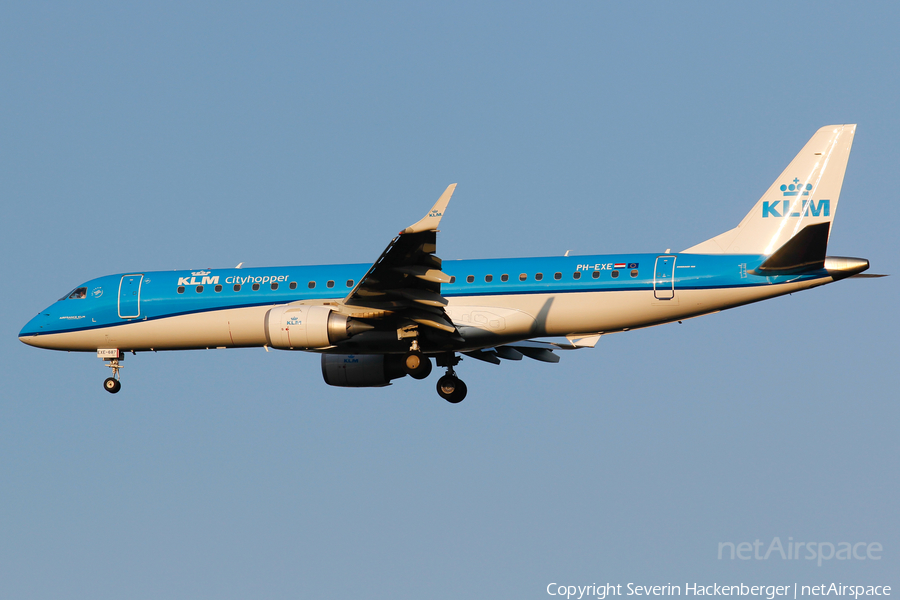 KLM Cityhopper Embraer ERJ-190STD (ERJ-190-100STD) (PH-EXE) | Photo 237699
