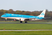 KLM Cityhopper Embraer ERJ-190STD (ERJ-190-100STD) (PH-EXE) at  Hamburg - Fuhlsbuettel (Helmut Schmidt), Germany