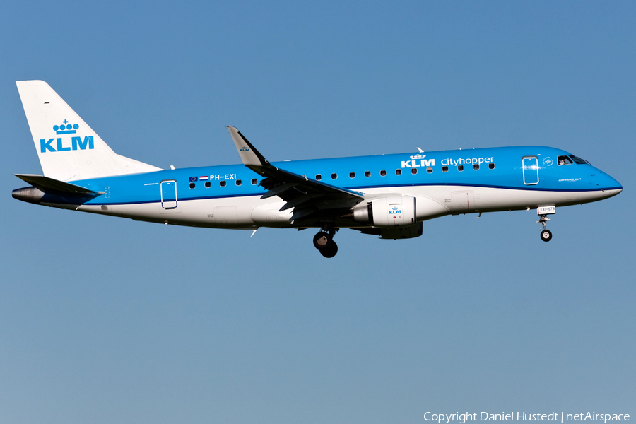 KLM Cityhopper Embraer ERJ-175STD (ERJ-170-200STD) (PH-EXI) | Photo 479473