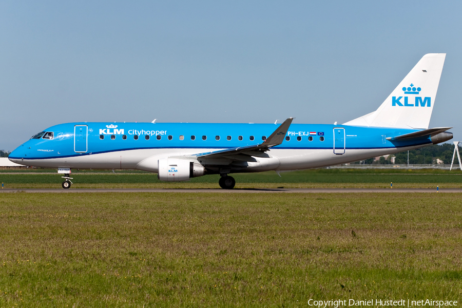 KLM Cityhopper Embraer ERJ-175STD (ERJ-170-200STD) (PH-EXJ) | Photo 479475