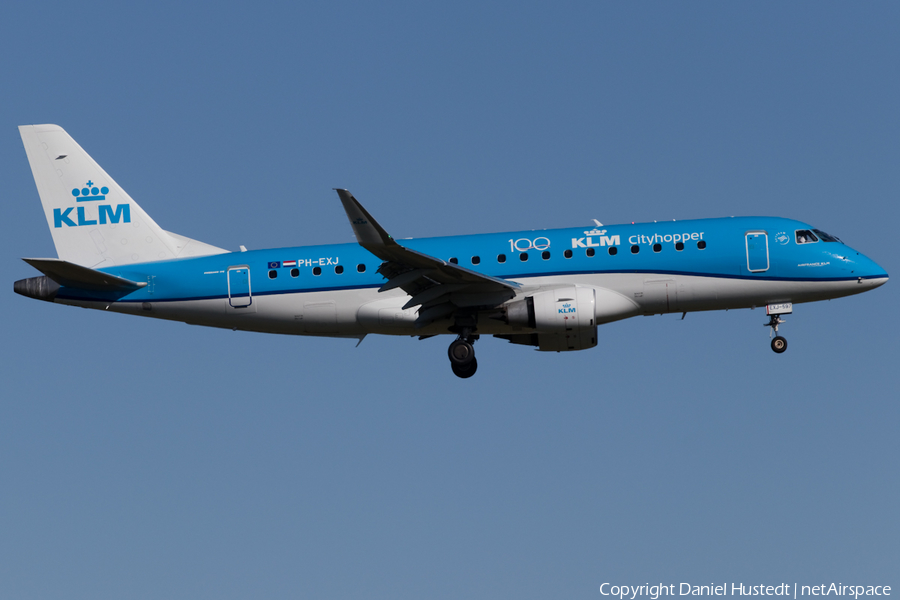 KLM Cityhopper Embraer ERJ-175STD (ERJ-170-200STD) (PH-EXJ) | Photo 412447