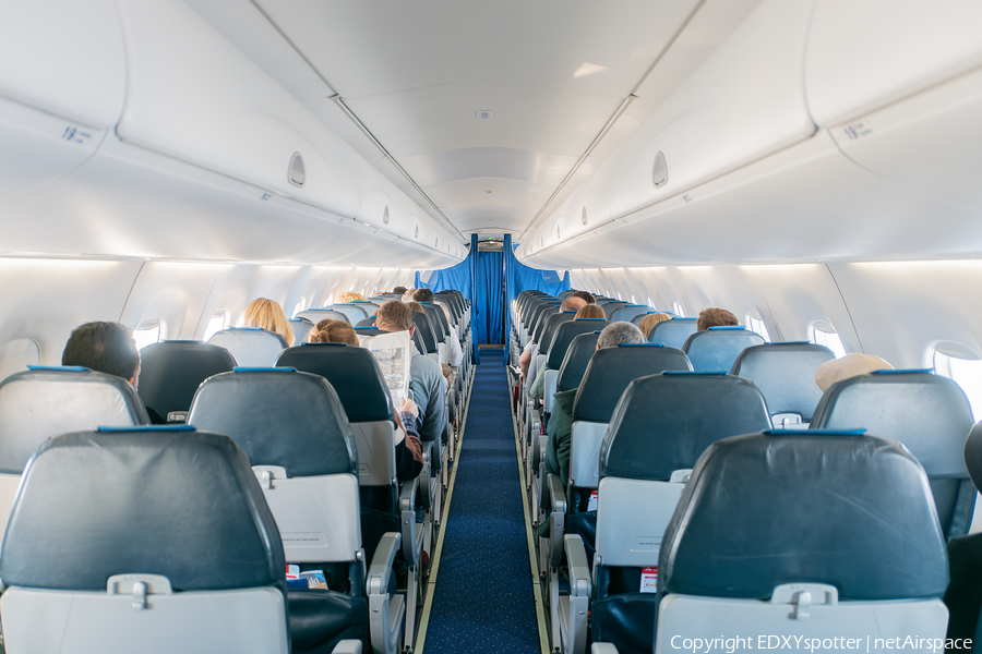 KLM Cityhopper Embraer ERJ-175LR (ERJ-170-200LR) (PH-EXK) | Photo 492724