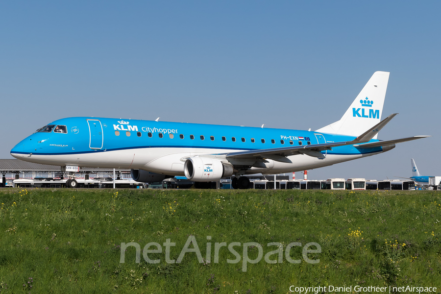 KLM Cityhopper Embraer ERJ-175STD (ERJ-170-200STD) (PH-EXN) | Photo 331346