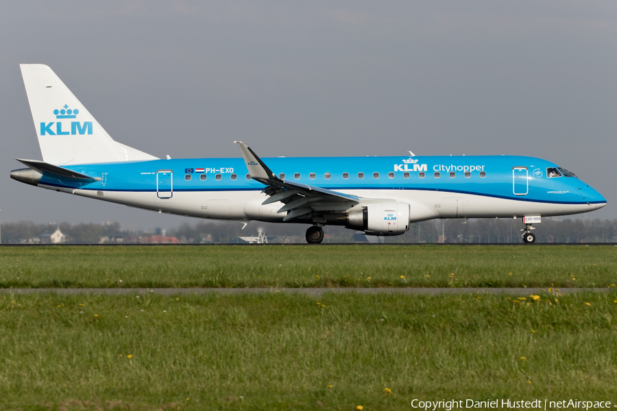 KLM Cityhopper Embraer ERJ-175STD (ERJ-170-200STD) (PH-EXO) | Photo 426426