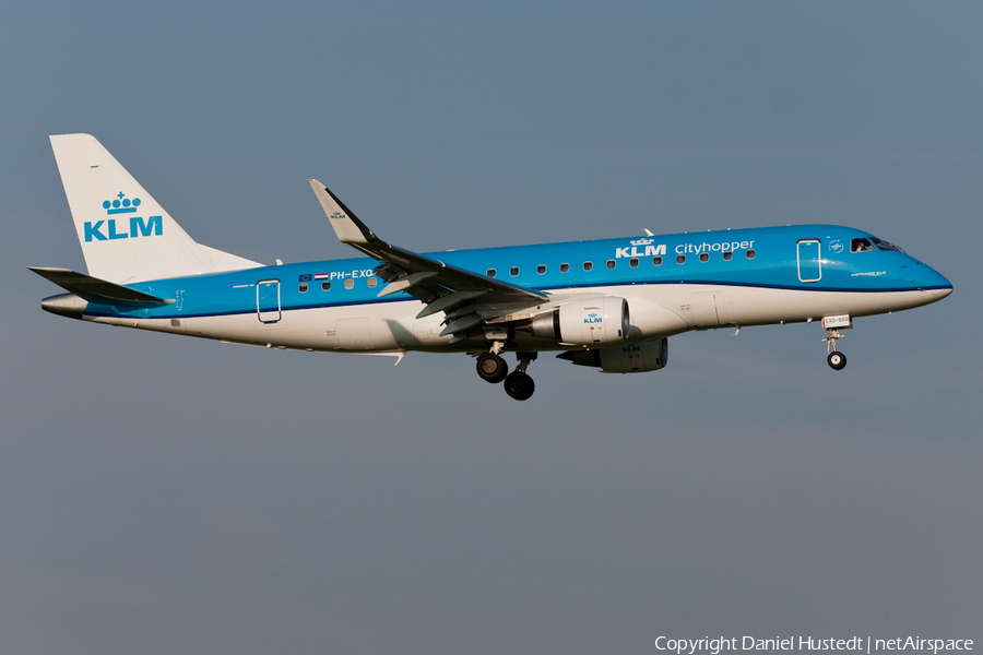 KLM Cityhopper Embraer ERJ-175STD (ERJ-170-200STD) (PH-EXO) | Photo 453840