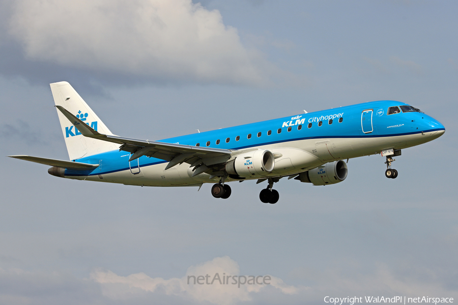 KLM Cityhopper Embraer ERJ-175STD (ERJ-170-200STD) (PH-EXP) | Photo 474763