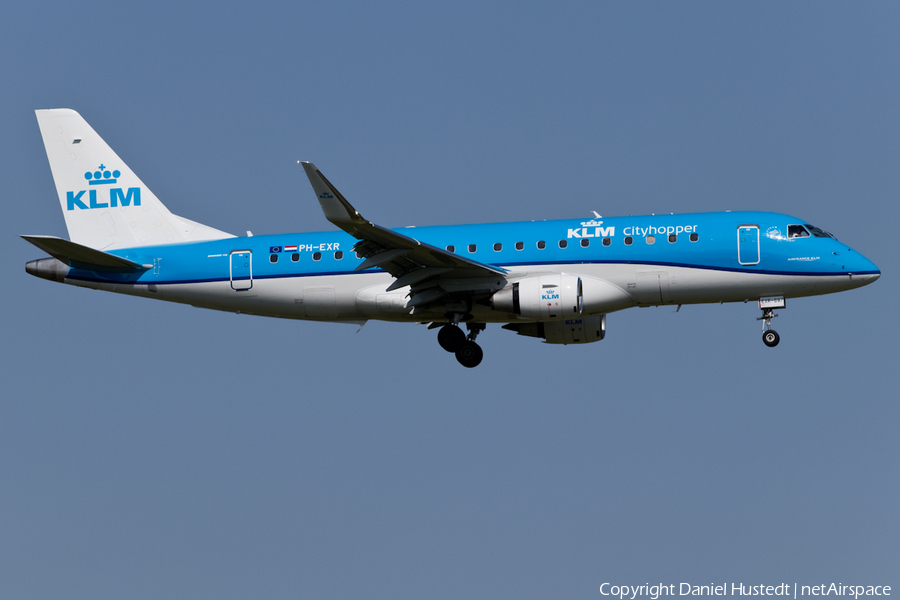 KLM Cityhopper Embraer ERJ-175STD (ERJ-170-200STD) (PH-EXR) | Photo 426155