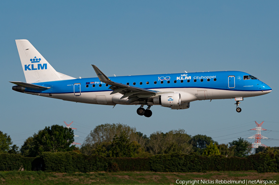 KLM Cityhopper Embraer ERJ-175STD (ERJ-170-200STD) (PH-EXT) | Photo 402671