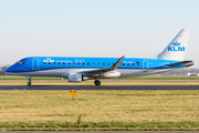 KLM Cityhopper Embraer ERJ-175STD (ERJ-170-200STD) (PH-EXU) at  Amsterdam - Schiphol, Netherlands