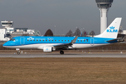 KLM Cityhopper Embraer ERJ-175STD (ERJ-170-200STD) (PH-EXW) at  Munich, Germany