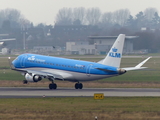 KLM Cityhopper Embraer ERJ-175STD (ERJ-170-200STD) (PH-EXX) at  Dusseldorf - International, Germany