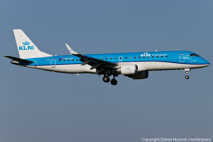 KLM Cityhopper Embraer ERJ-190STD (ERJ-190-100STD) (PH-EXY) | Photo 426159
