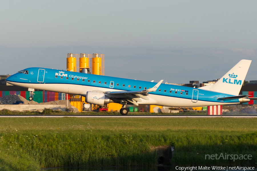 KLM Cityhopper Embraer ERJ-190STD (ERJ-190-100STD) (PH-EXY) | Photo 468590