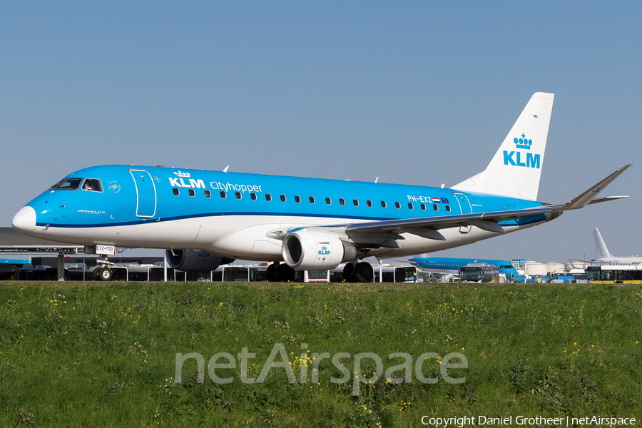 KLM Cityhopper Embraer ERJ-175STD (ERJ-170-200STD) (PH-EXZ) | Photo 331347