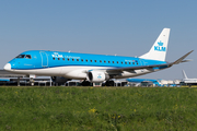 KLM Cityhopper Embraer ERJ-175STD (ERJ-170-200STD) (PH-EXZ) at  Amsterdam - Schiphol, Netherlands