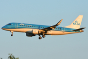 KLM Cityhopper Embraer ERJ-175STD (ERJ-170-200STD) (PH-EXZ) at  Amsterdam - Schiphol, Netherlands