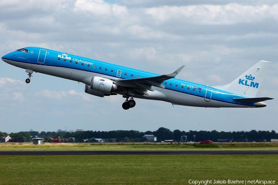 KLM Cityhopper Embraer ERJ-190LR (ERJ-190-100LR) (PH-EZA) | Photo 173371