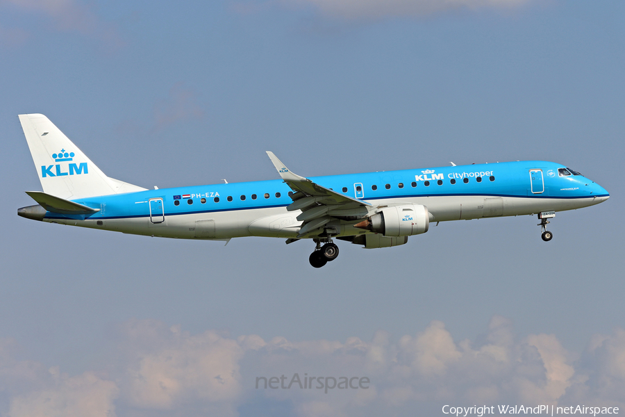 KLM Cityhopper Embraer ERJ-190LR (ERJ-190-100LR) (PH-EZA) | Photo 471951