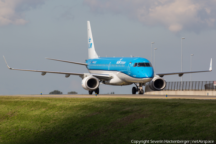 KLM Cityhopper Embraer ERJ-190LR (ERJ-190-100LR) (PH-EZB) | Photo 190170