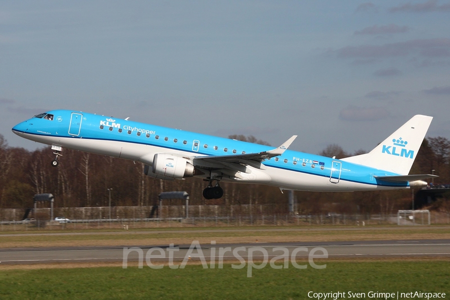 KLM Cityhopper Embraer ERJ-190LR (ERJ-190-100LR) (PH-EZB) | Photo 152374