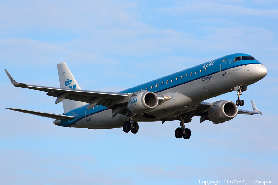 KLM Cityhopper Embraer ERJ-190STD (ERJ-190-100STD) (PH-EZC) | Photo 57190