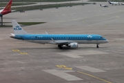 KLM Cityhopper Embraer ERJ-190STD (ERJ-190-100STD) (PH-EZC) at  Hannover - Langenhagen, Germany