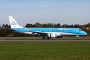 KLM Cityhopper Embraer ERJ-190STD (ERJ-190-100STD) (PH-EZC) at  Hamburg - Fuhlsbuettel (Helmut Schmidt), Germany