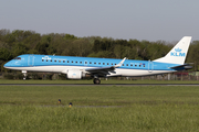 KLM Cityhopper Embraer ERJ-190STD (ERJ-190-100STD) (PH-EZC) at  Hamburg - Fuhlsbuettel (Helmut Schmidt), Germany