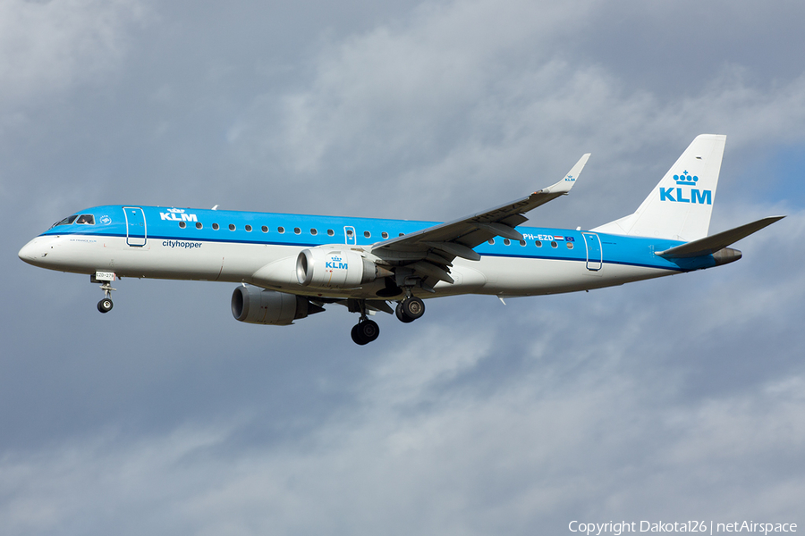 KLM Cityhopper Embraer ERJ-190STD (ERJ-190-100STD) (PH-EZD) | Photo 13050